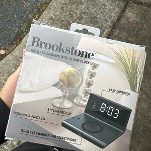 Brookstone Silver Product Packaging